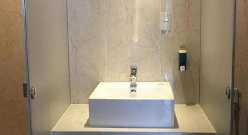 Khách sạn Origo